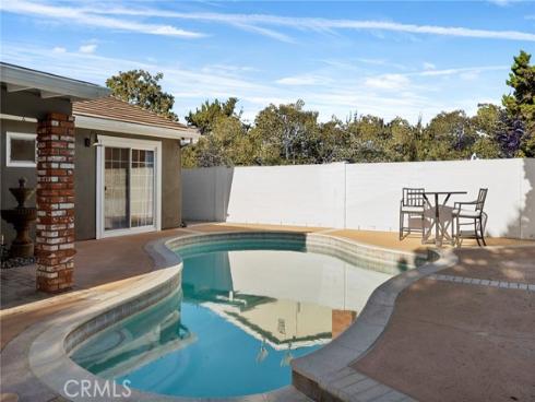 1216 E Clifpark Way, Anaheim, CA