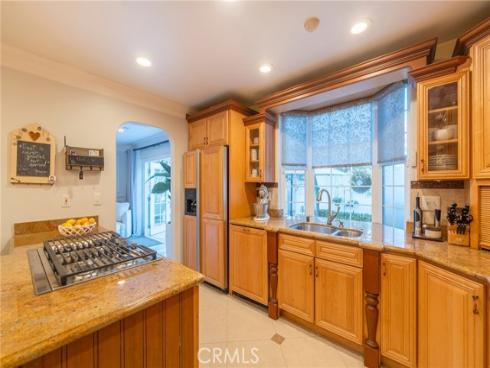 1861 W Chalet , Anaheim, CA