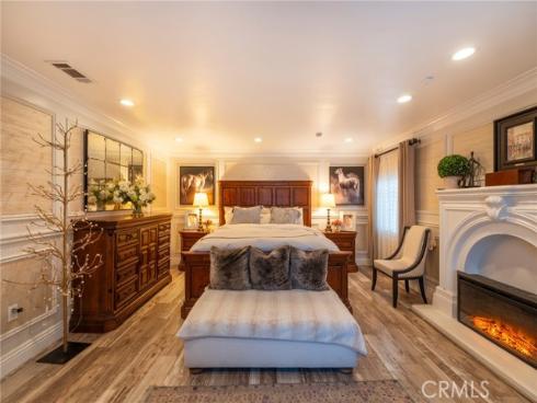 1861 W Chalet , Anaheim, CA