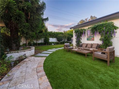 1861 W Chalet , Anaheim, CA