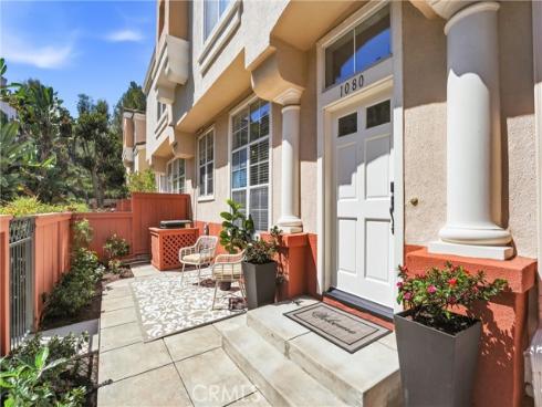 1080 South Rossano Way , Anaheim, CA