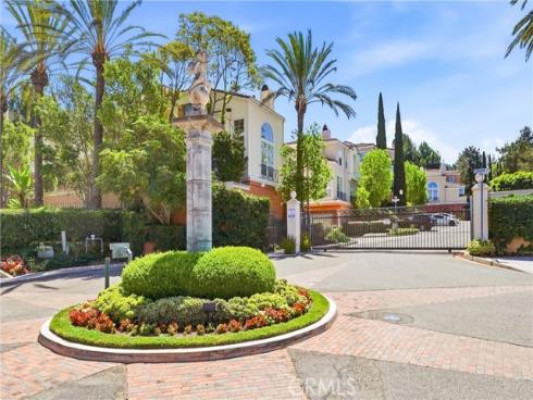 1080 South Rossano Way , Anaheim, CA