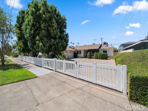 2009 S Eileen Drive, Anaheim, CA