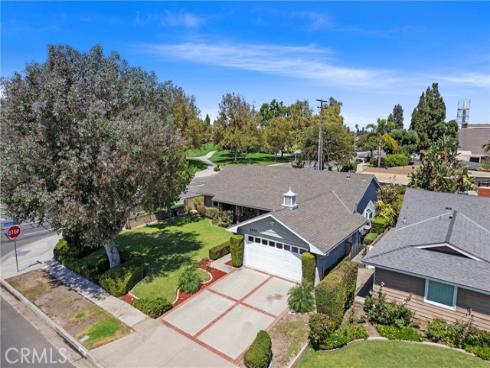 2505 E Oshkosh , Anaheim, CA