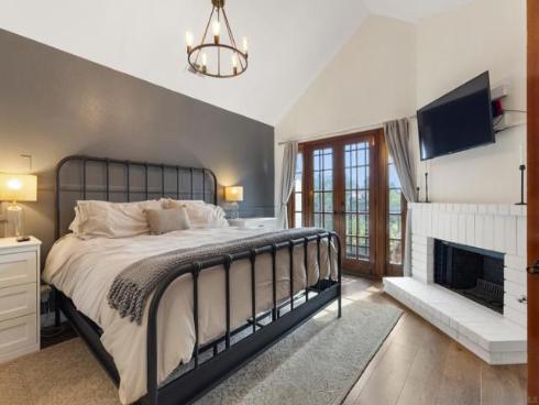 984 S Rim Crest Dr 7 , Anaheim, CA