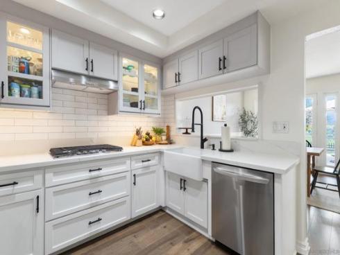 984 S Rim Crest Dr 7 , Anaheim, CA