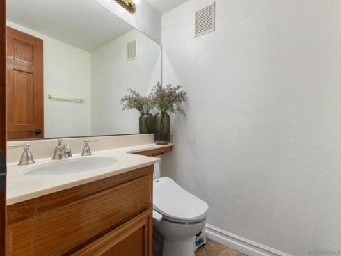984 S Rim Crest Dr 7 , Anaheim, CA