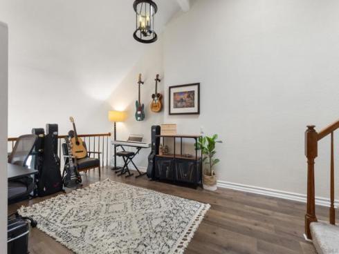 984 S Rim Crest Dr 7 , Anaheim, CA