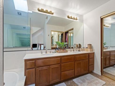 984 S Rim Crest Dr 7 , Anaheim, CA