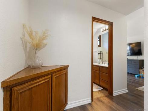 984 S Rim Crest Dr 7 , Anaheim, CA