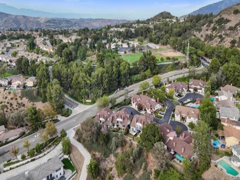 984 S Rim Crest Dr 7 , Anaheim, CA