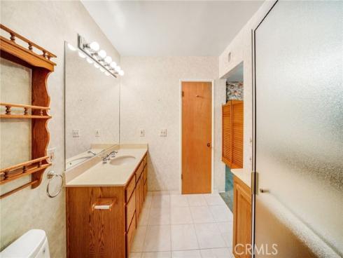 2070 S Eileen Drive, Anaheim, CA