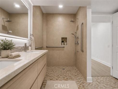 2122 W Chalet , Anaheim, CA