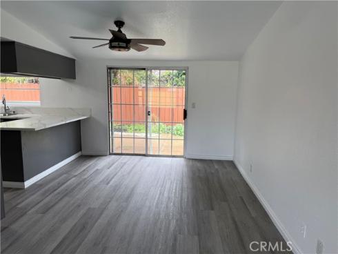 2435 W Broadway , Anaheim, CA