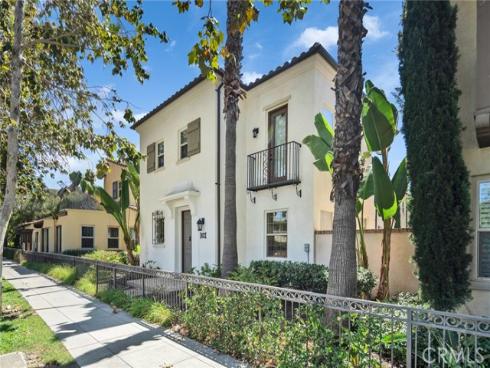 412 E. Santa Ana Street