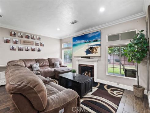 1313 E Merona Place, Anaheim, CA