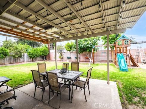1313 E Merona Place, Anaheim, CA