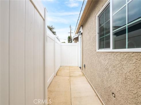 1313 E Merona Place, Anaheim, CA