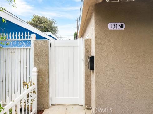 1313 E Merona Place, Anaheim, CA