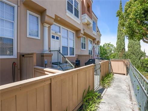 8017 E Naples , Anaheim, CA