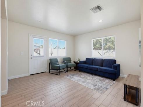 1403 E Florida , Anaheim, CA