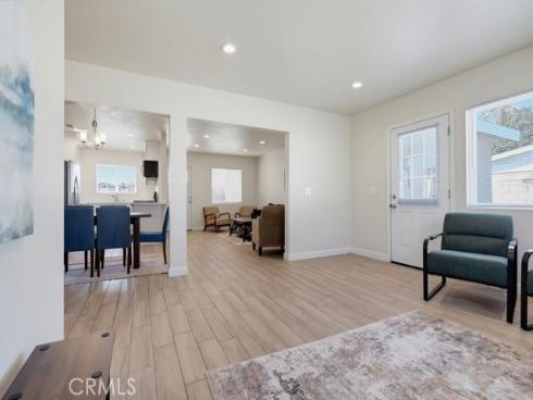 1403 E Florida , Anaheim, CA