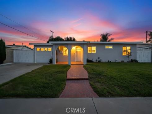 1403 E Florida , Anaheim, CA