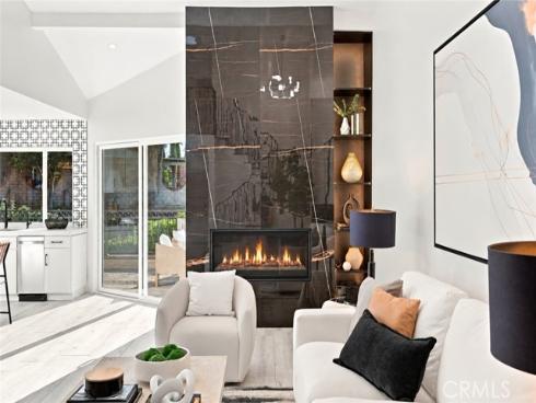 991 S Park Rim Circle, Anaheim, CA