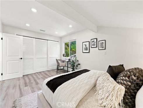 991 S Park Rim Circle, Anaheim, CA