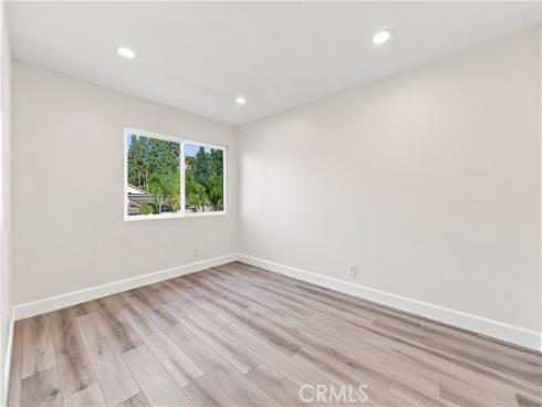 991 S Park Rim Circle, Anaheim, CA