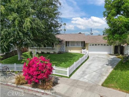 901 W Autumn , Anaheim, CA