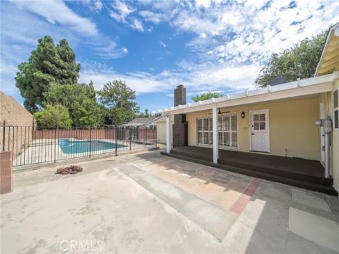 901 W Autumn , Anaheim, CA