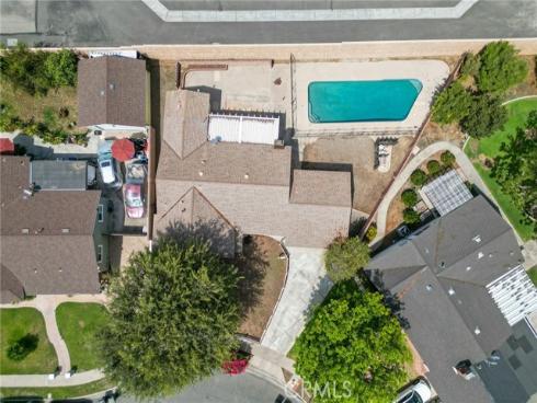 901 W Autumn , Anaheim, CA