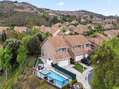 766 S Langtree , Anaheim, CA