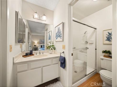 2650 W Meadowview Lane, Anaheim, CA