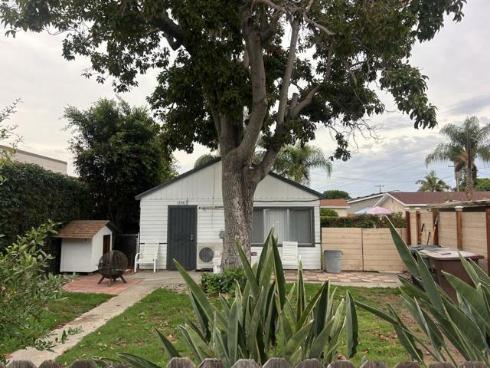 1336  -1336 1-2 Knott   Avenue, Anaheim, CA
