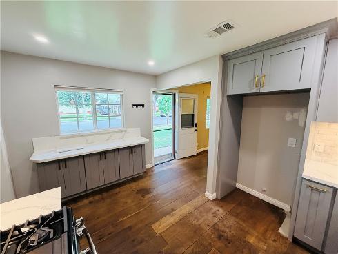 650 S Hazelwood , Anaheim, CA