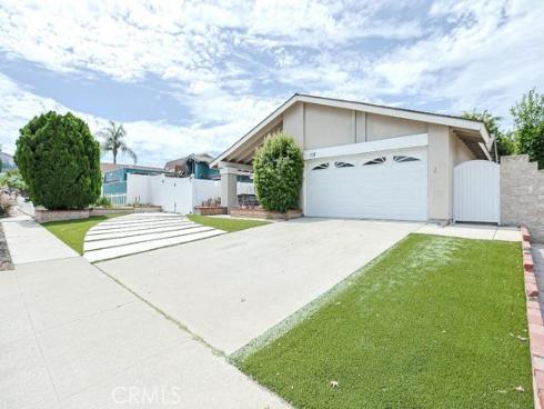 115 S La Paz , Anaheim, CA
