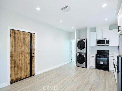 115 S La Paz , Anaheim, CA