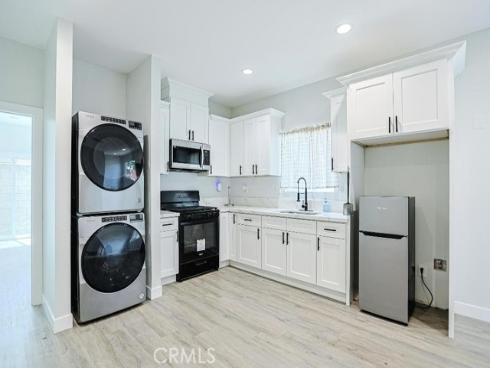115 S La Paz , Anaheim, CA