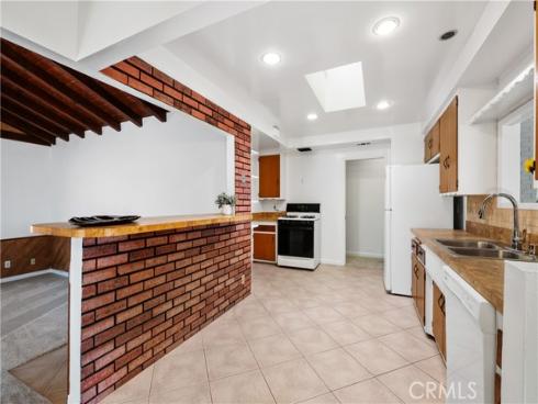 805 S Oakhaven , Anaheim, CA