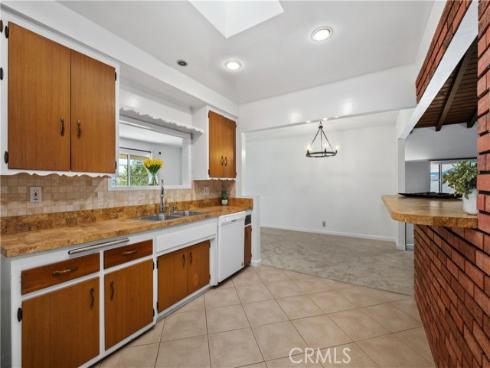 805 S Oakhaven , Anaheim, CA