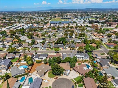 805 S Oakhaven , Anaheim, CA
