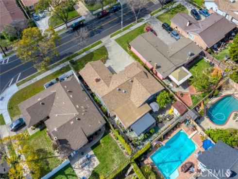 1521 W Crone , Anaheim, CA