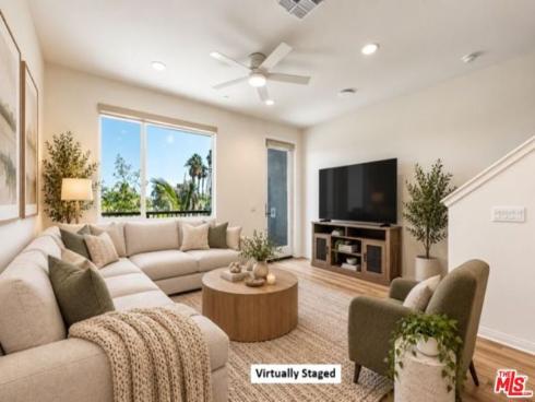 1095 N Harbor Blvd , Anaheim, CA