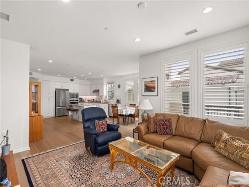 220 Buena Vida 301 Drive, Brea, CA