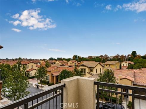 220 Buena Vida 301 Drive, Brea, CA