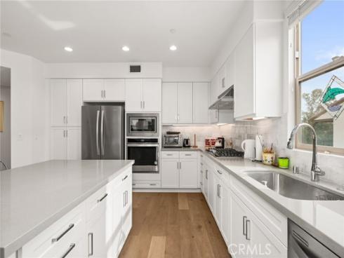 220 Buena Vida 301 Drive, Brea, CA