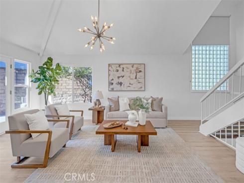 931  kings canyon   Road, Brea, CA