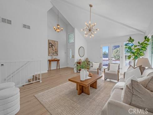 931  kings canyon   Road, Brea, CA